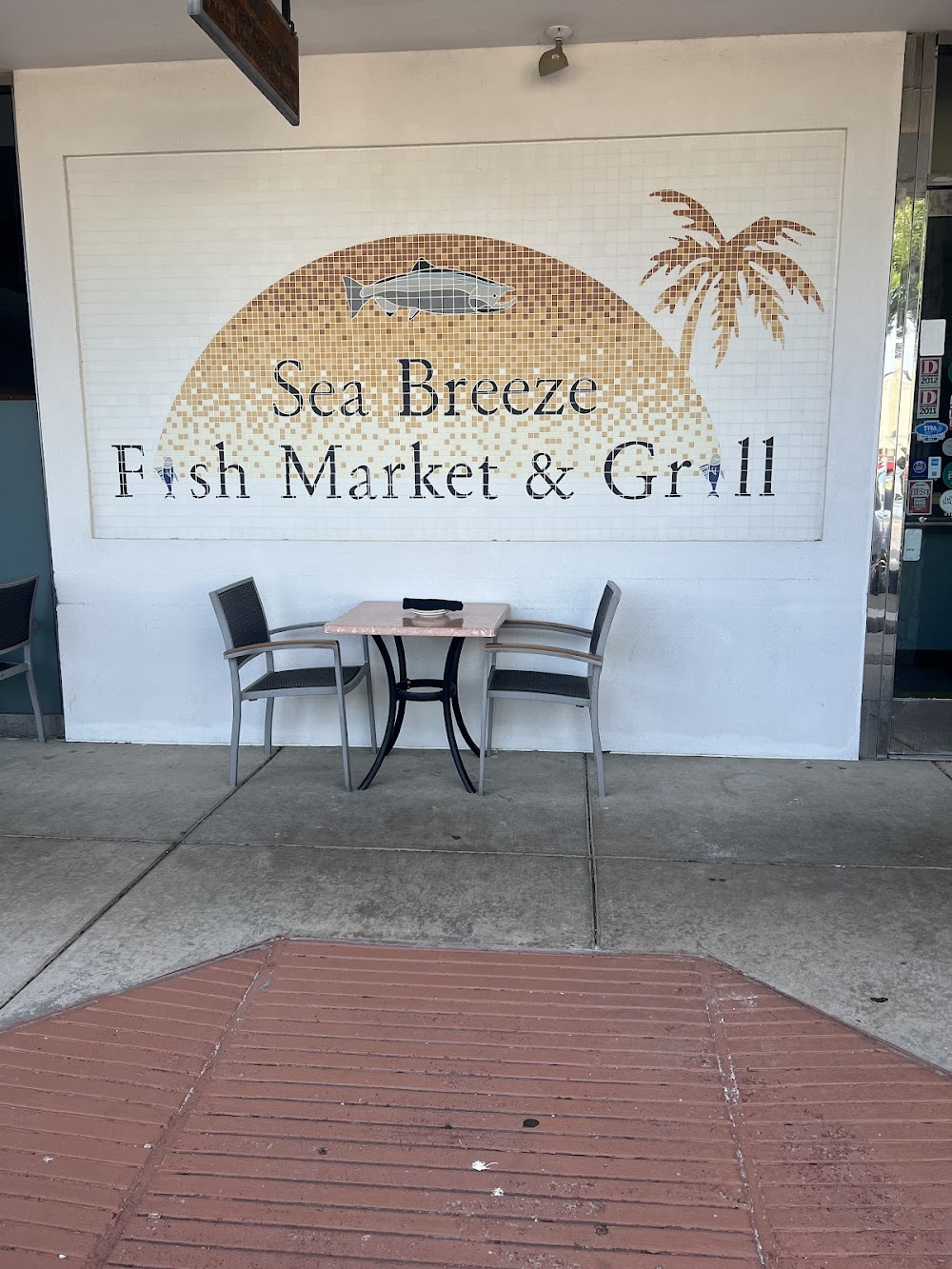Sea Breeze Fish Market & Grill